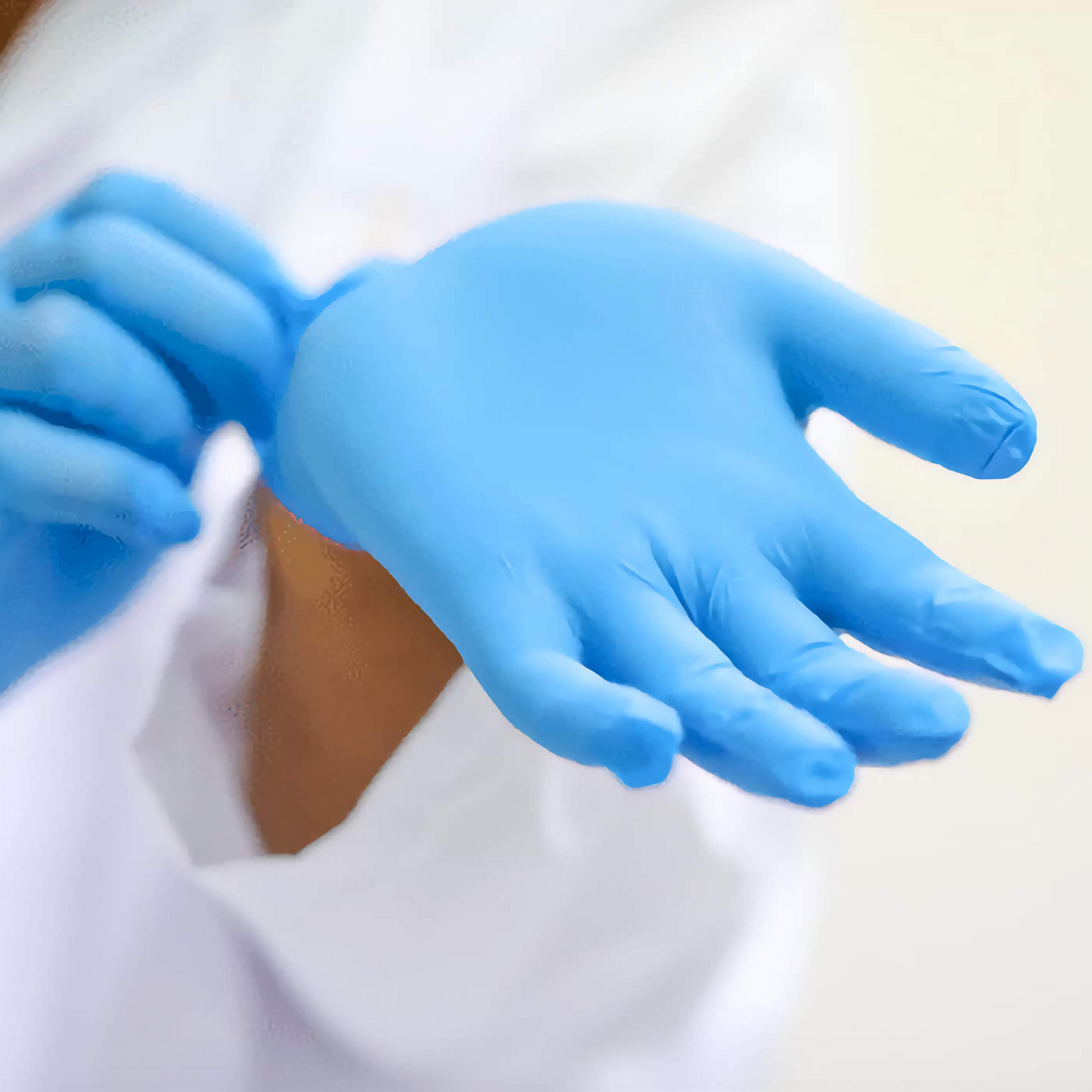 Luvas Nitrilo Descartáveis 3.5 g - 100 Luvas